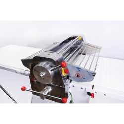 LAMINADORA PANETTI VAIVEN DE PIE 650MM LSP650