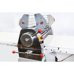 LAMINADORA PANETTI VAIVEN DE PIE 650MM LSP650