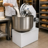 AMASADORA DE PIE 50KG MASA ZALDIVAR CON MANDO 1HP